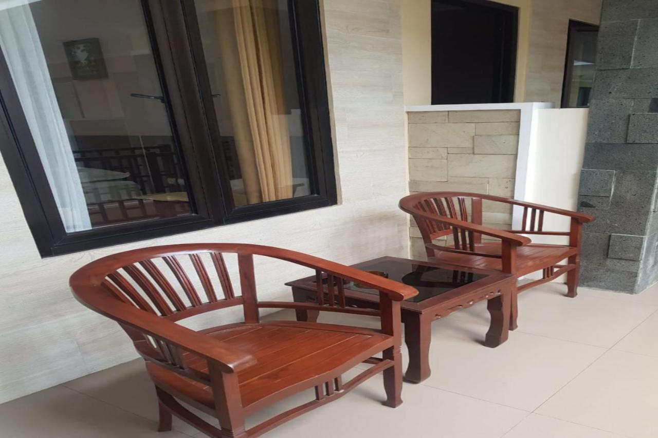 Oyo 2671 Wisma Djaja Syariah Bojonegoro Exteriér fotografie